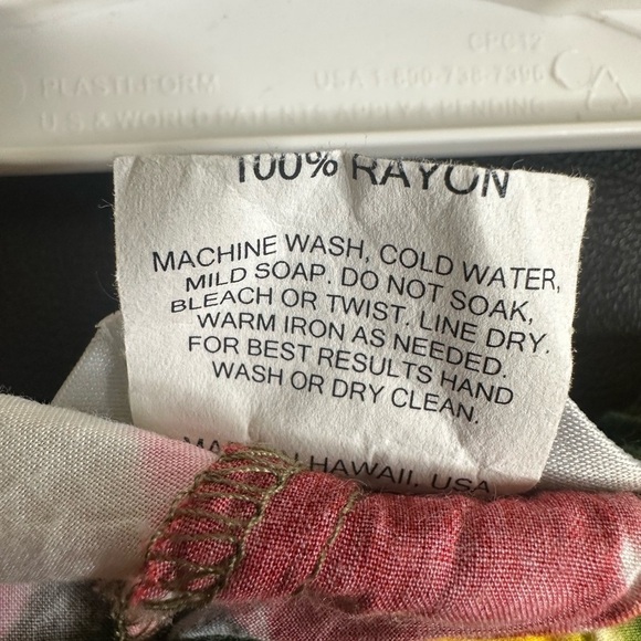 Sold Jams World Ibisco Hawaiian Floral Pants size Extra Small - Picture 4 of 5